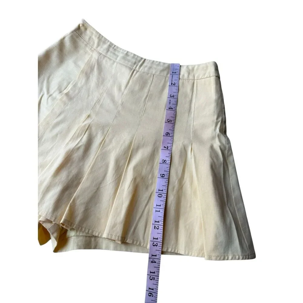 Princess Polly Buttery Yellow 90s Pleated Mini Skort Size 2